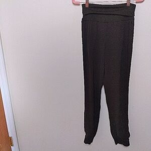 Aritzia Wilfred Olive Green Lightweight Mixed Media Ankle Zip Jogger Style Pants